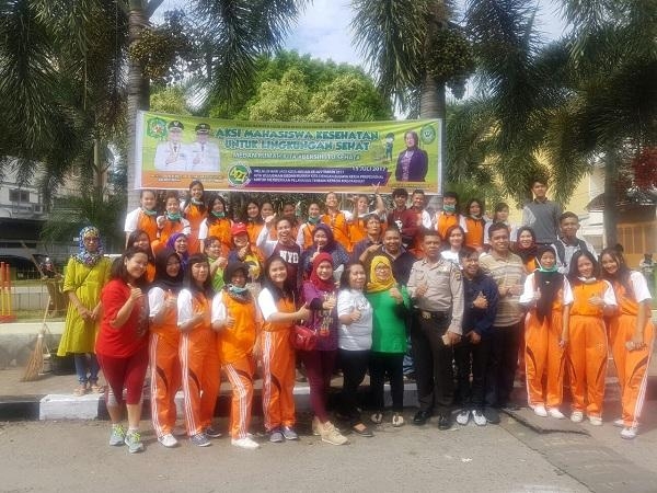 Aksi Gotong Royong Dinas Kesehatan Kota Medan Untuk Menjaga Kesehatan Lingkungan 